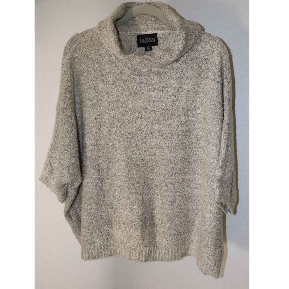 MADDISON Knit Pullover Sweater